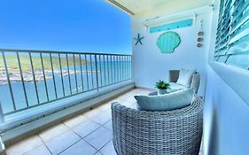 Blue Marine Apartment