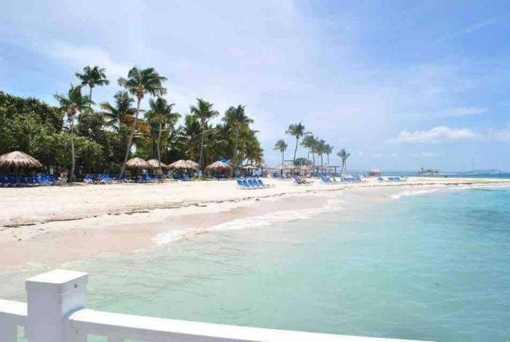 Blue Marine Apartment Fajardo Exterior photo
